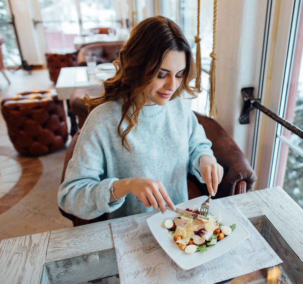 Naučite bonton: Pokažite šta mislite o spremljenoj hrani